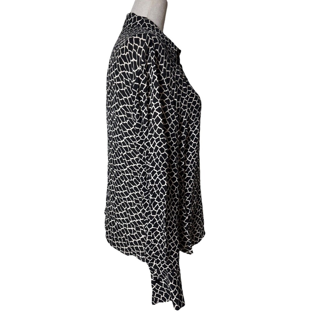 INC International Concepts 14P Silk Blouse Black White Geometric Long Sleeve - Picture 2 of 5